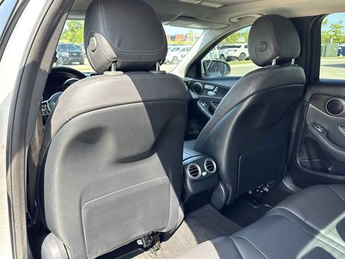 Used 2020 Mercedes-Benz C 300 Sedan image 17