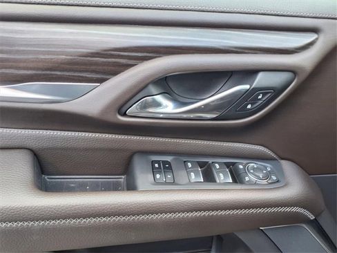 Used 2021 GMC Yukon Denali w/ Denali Premium Package image 45