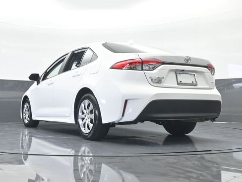 Used 2024 Toyota Corolla LE image 55