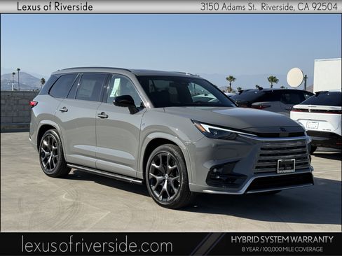 New 2026 Lexus TX 500h AWD image 1