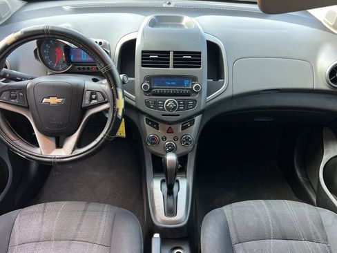 Used 2012 Chevrolet Sonic LT image 4