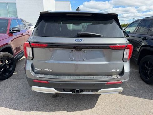 Used 2025 Ford Explorer Platinum w/ LUX Leather Package AWD/4WD image 11