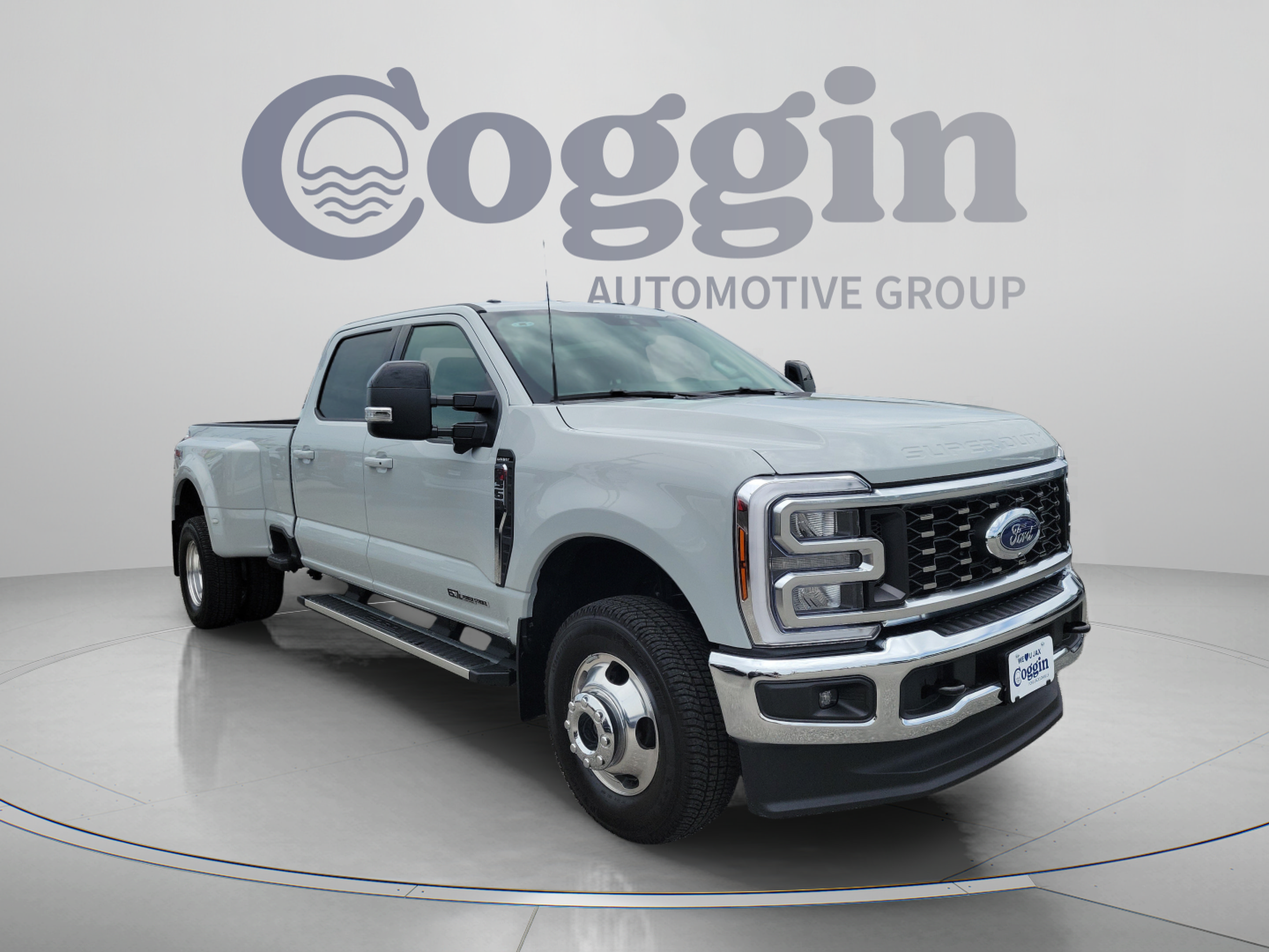 New 2026 Ford F350 Lariat w/ FX4 Off-Road Package AWD/4WD image 4