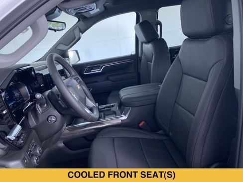 Certified 2025 Chevrolet Silverado 1500 LTZ AWD/4WD image 11