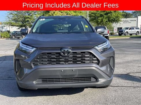 Used 2025 Toyota RAV4 XLE AWD/4WD image 8