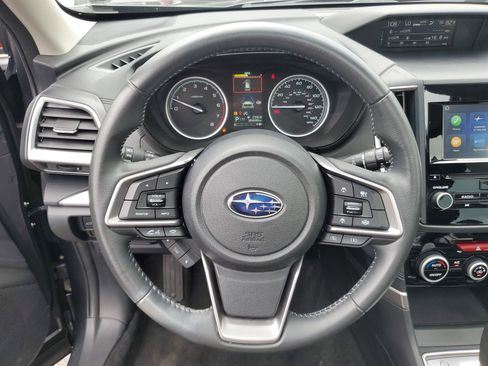 Used 2023 Subaru Forester Premium AWD/4WD image 22