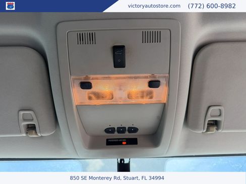 Used 2007 Chevrolet Suburban LT w/ LT Preferred Equipment Group RWD image 29