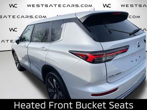 New 2026 Mitsubishi Outlander LE image 15