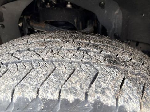 Certified 2023 Ford F150 Lariat w/ Equipment Group 502A High image 58