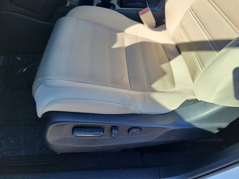 Certified 2018 Honda CR-V EX image 23