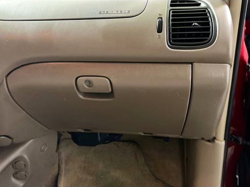 Used 2006 Toyota Tundra Limited image 32