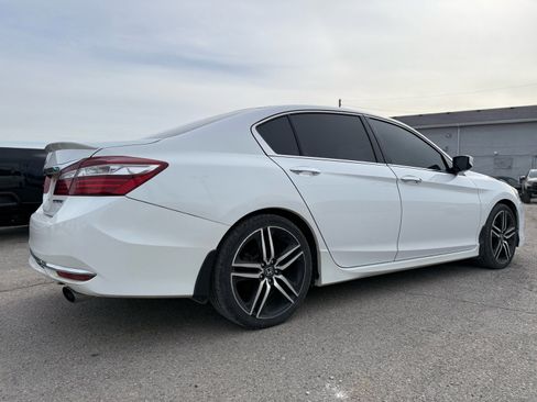 Used 2016 Honda Accord Sport image 6