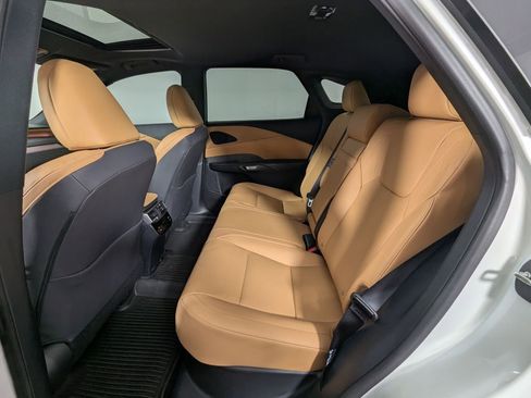 Used 2025 Lexus RX 350 Premium Plus w/ Accessory Package (K3) image 18