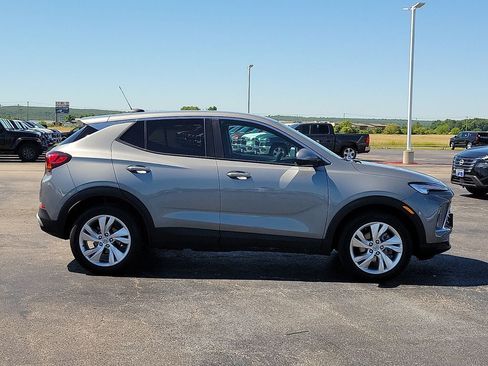 Used 2025 Buick Encore GX Preferred FWD image 6