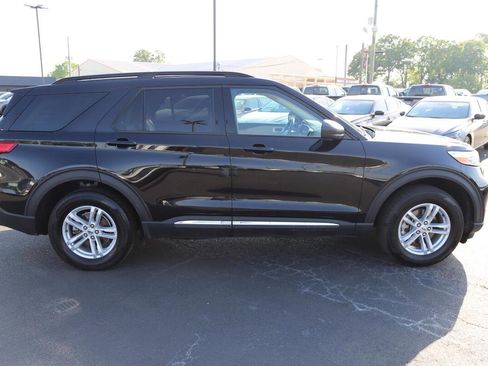 Used 2023 Ford Explorer XLT w/ Equipment Group 202A image 2