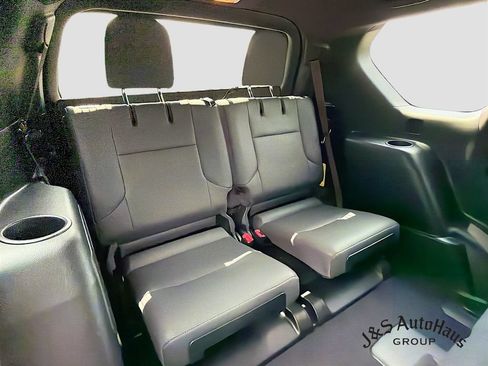 Used 2023 Lexus GX 460 Premium w/ Premium Package AWD/4WD image 39