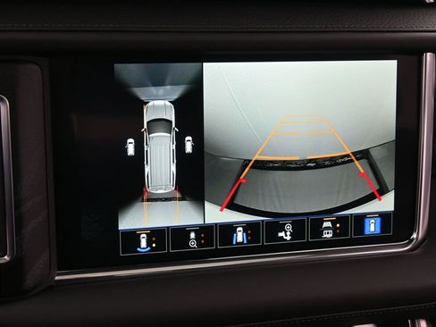 Used 2023 GMC Yukon Denali image 24