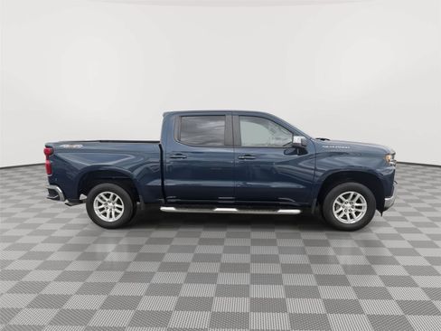 Used 2022 Chevrolet Silverado 1500 LT AWD/4WD image 6