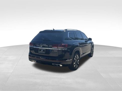 Certified 2022 Volkswagen Atlas SEL Premium image 5
