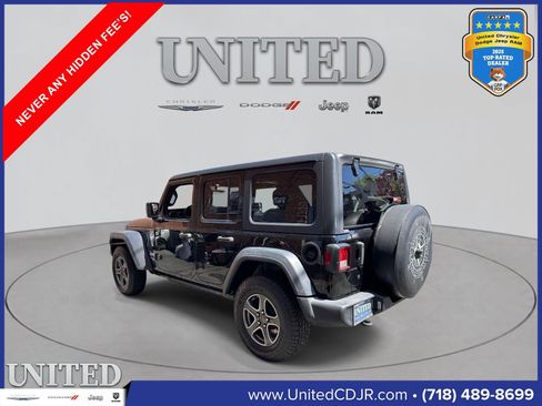 Used 2018 Jeep Wrangler Unlimited Sport S AWD/4WD image 6