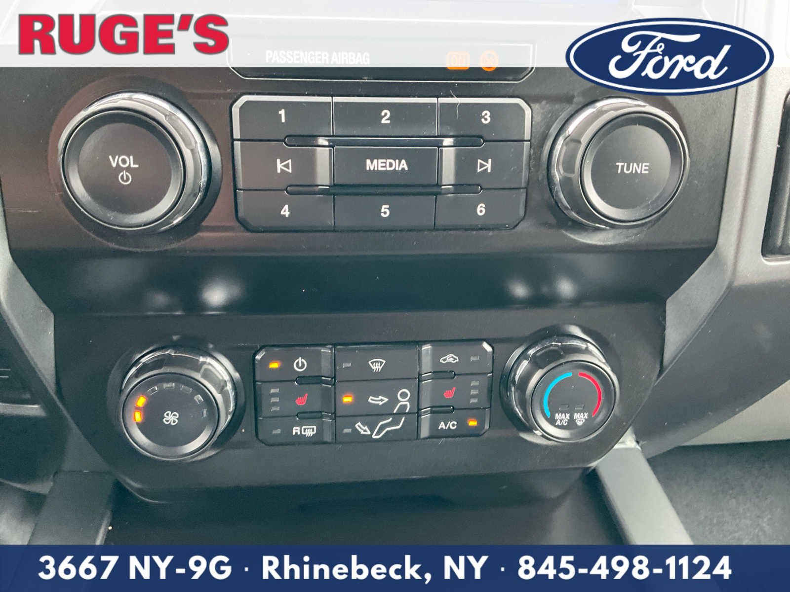 Certified 2022 Ford F250 XLT w/ XLT Premium Package AWD/4WD image 27