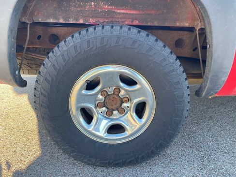 Used 2004 Chevrolet Silverado 1500 4x4 Extended Cab w/ Light Duty Power Package image 9
