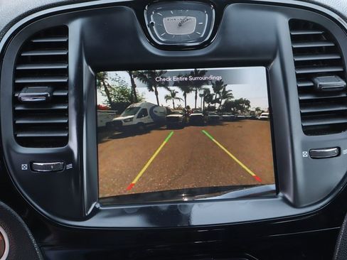 Used 2020 Chrysler 300 S image 32