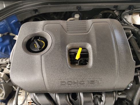 Used 2020 Hyundai Elantra SE FWD image 30