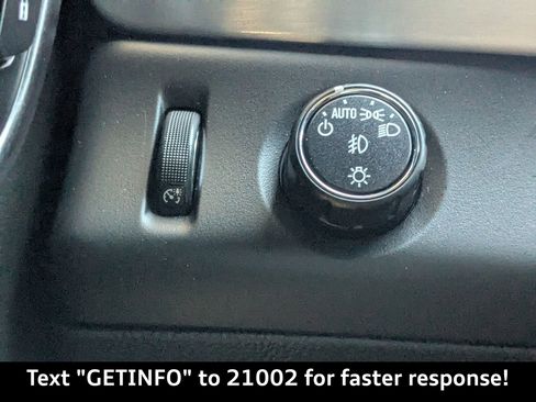 Used 2018 GMC Yukon SLE w/ SLE Value Package image 31