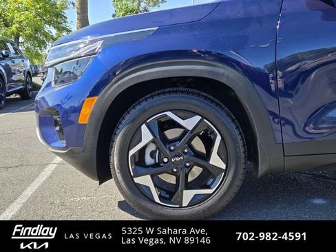 Used 2024 Kia Seltos EX FWD image 10