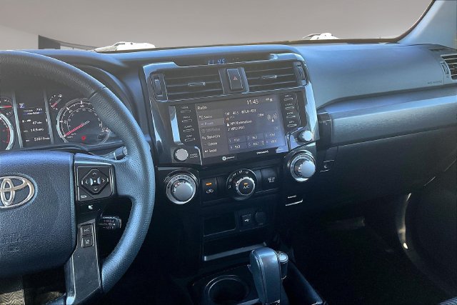 Used 2024 Toyota 4Runner TRD Off-Road AWD/4WD image 9