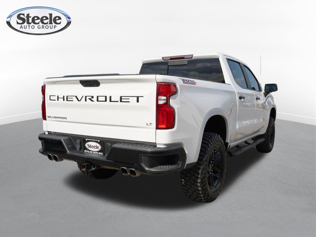 Used 2021 Chevrolet Silverado 1500 LT Trail Boss w/ Convenience Package II AWD/4WD image 5