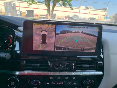 New 2026 Nissan Pathfinder SL w/ SL Premium Package FWD image 14