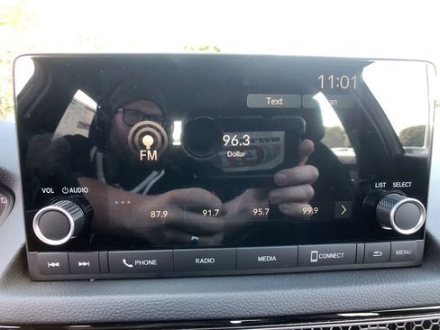 Used 2025 Honda Civic Sport image 16