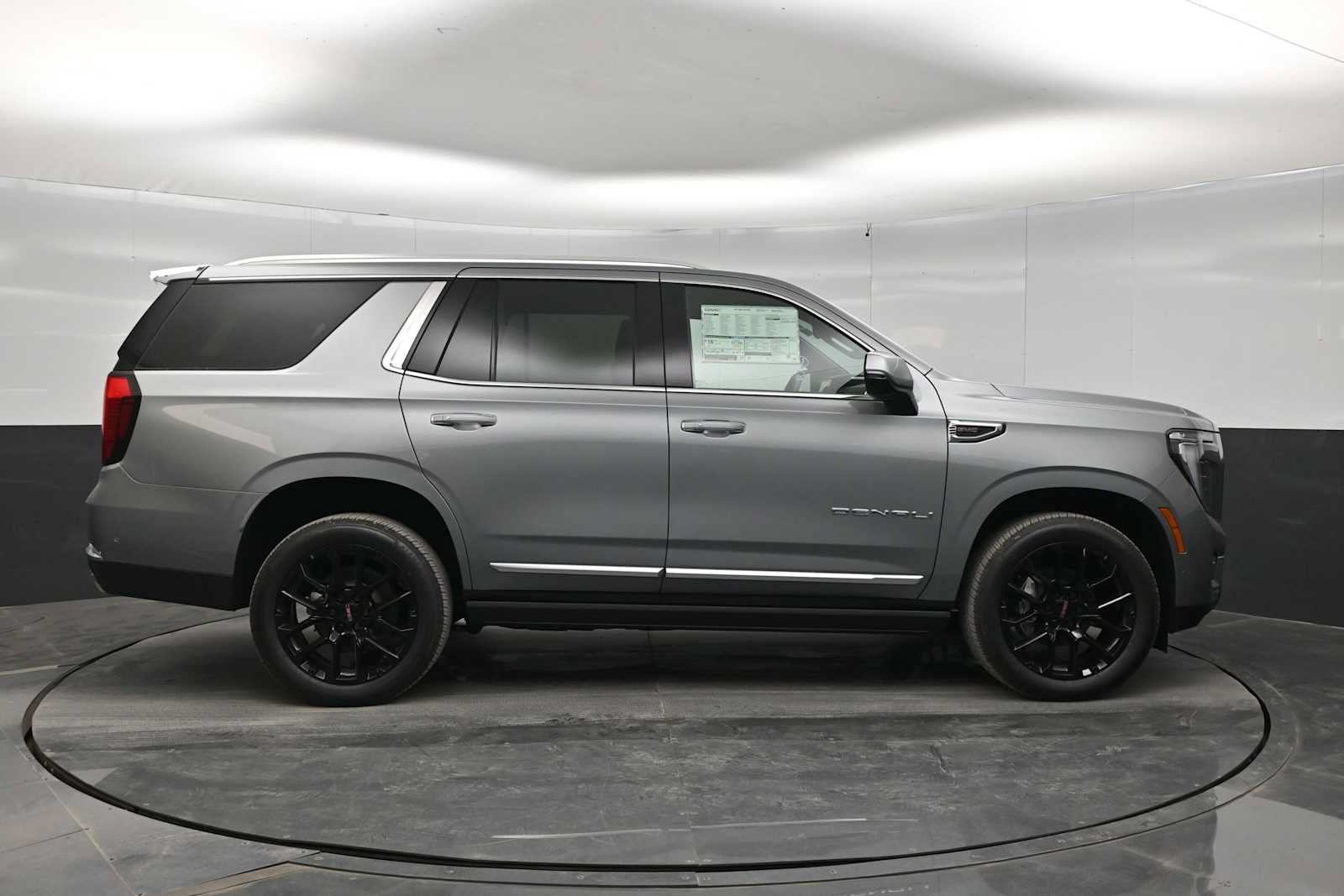 New 2026 GMC Yukon Denali w/ Sun & Power Step Package AWD/4WD image 9