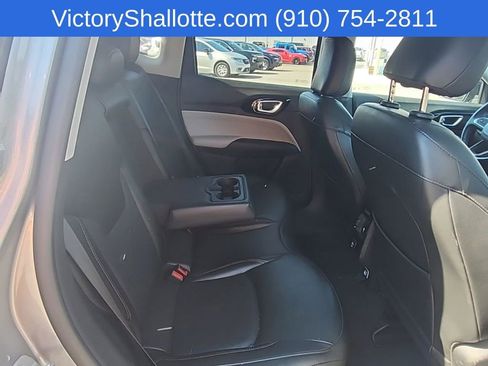 Used 2022 Jeep Compass Limited AWD/4WD image 31