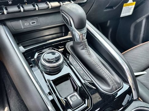 New 2026 GMC Canyon AT4 w/ Technology Plus Package AWD/4WD image 26