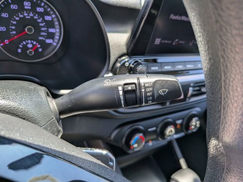 Certified 2024 Kia Forte LXS FWD image 30