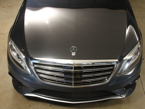 Used 2014 Mercedes-Benz S 63 AMG 4MATIC Sedan w/ Driver Assistance Package image 22