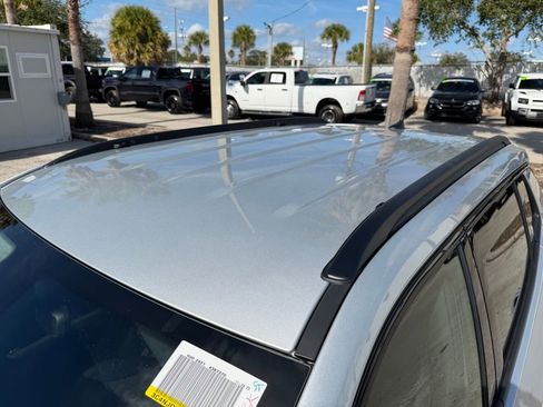 New 2026 Jeep Compass Latitude image 10