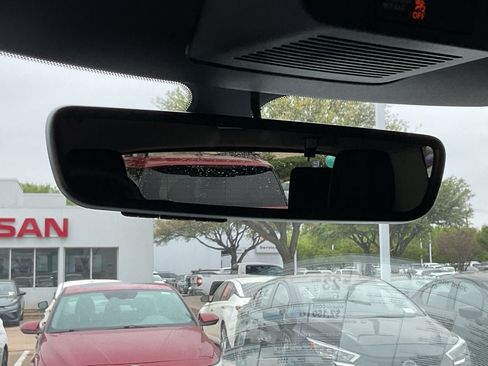 New 2026 Nissan Pathfinder SL FWD image 27