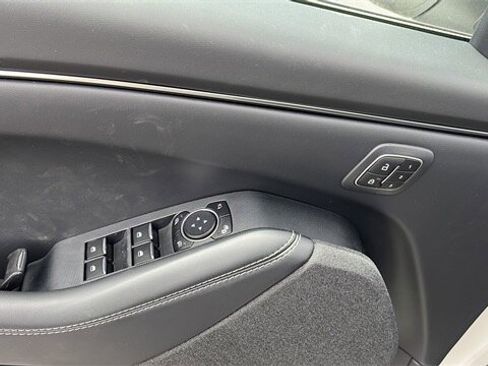 New 2025 Ford Mustang Mach-E Premium image 18