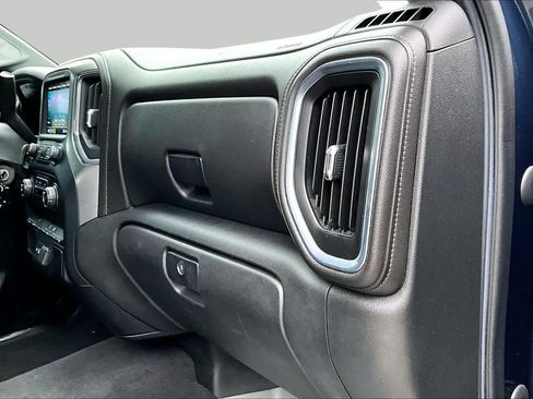 Used 2020 Chevrolet Silverado 1500 LT AWD/4WD image 19