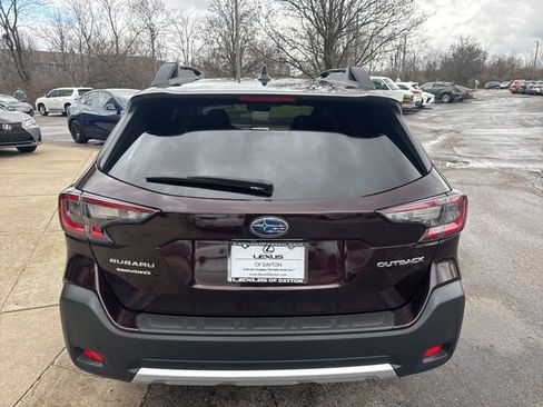 Used 2025 Subaru Outback Limited AWD/4WD image 4