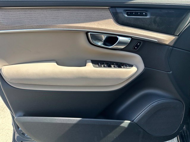 Certified 2026 Volvo XC90 B6 Plus AWD/4WD image 18