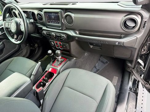 Used 2021 Jeep Wrangler Unlimited Sport AWD/4WD image 30