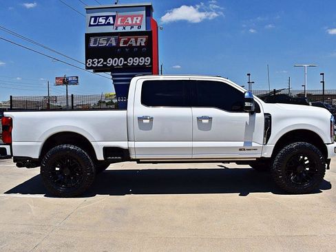 Used 2023 Ford F350 Platinum AWD/4WD image 4
