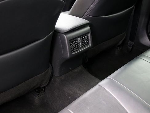 Used 2023 Toyota Camry XSE image 13