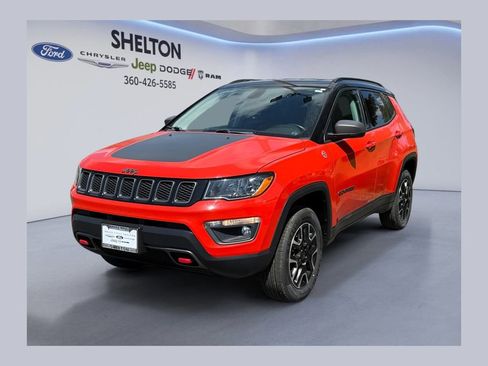 Used 2019 Jeep Compass Trailhawk AWD/4WD image 1