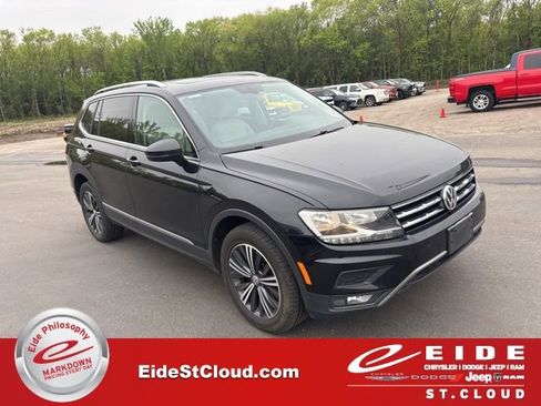 Used 2018 Volkswagen Tiguan SEL AWD/4WD image 1